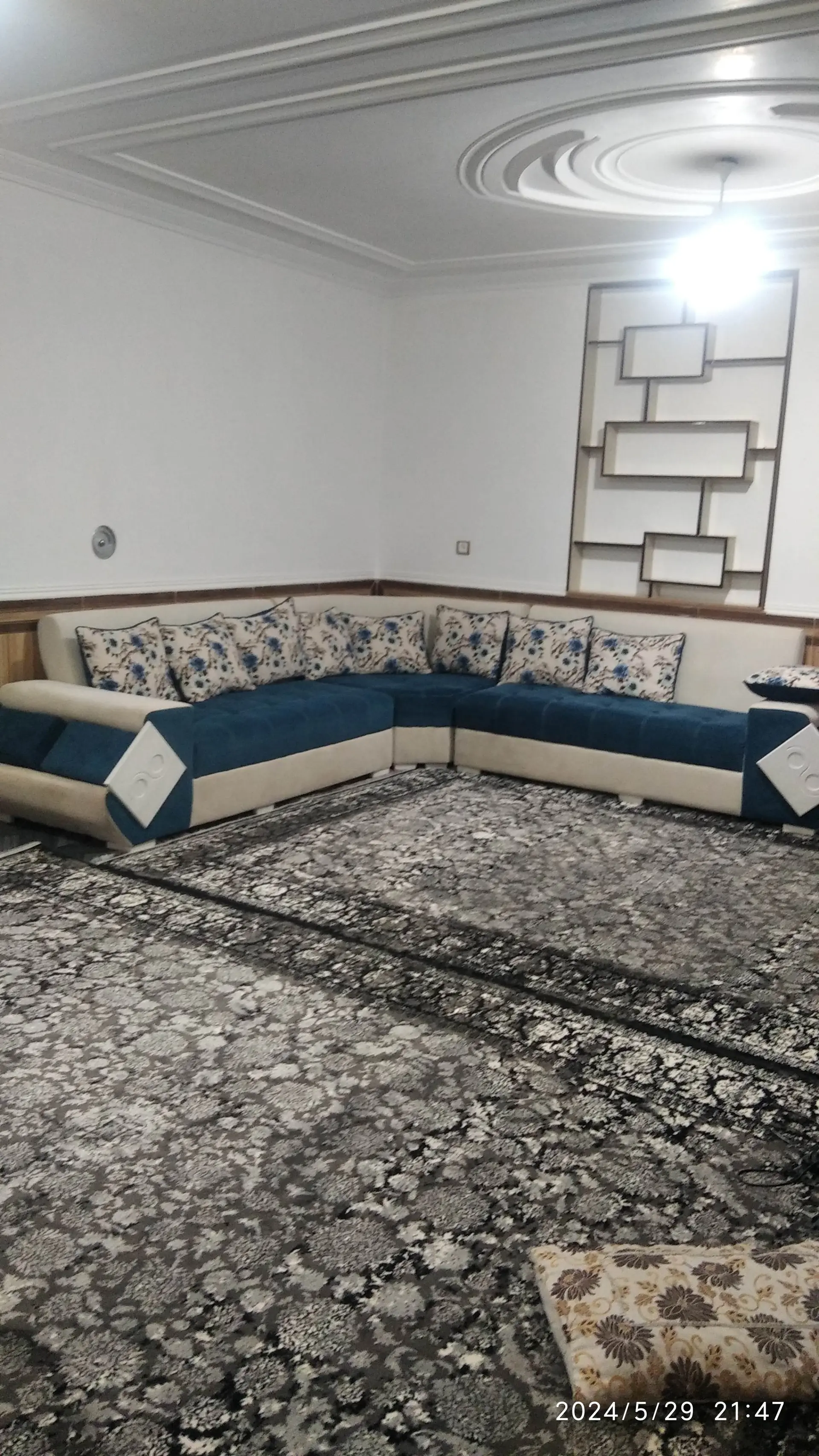 باغ ویلای آراد