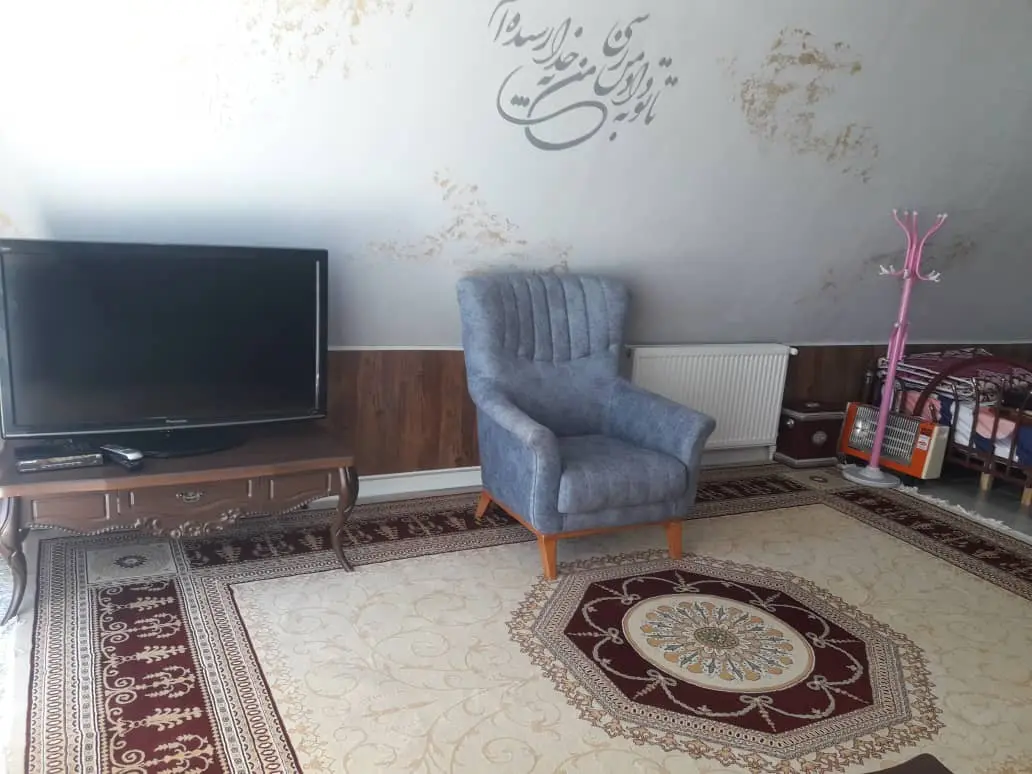 کلبه سوئیسی کوهستان 2 روستای بیاره