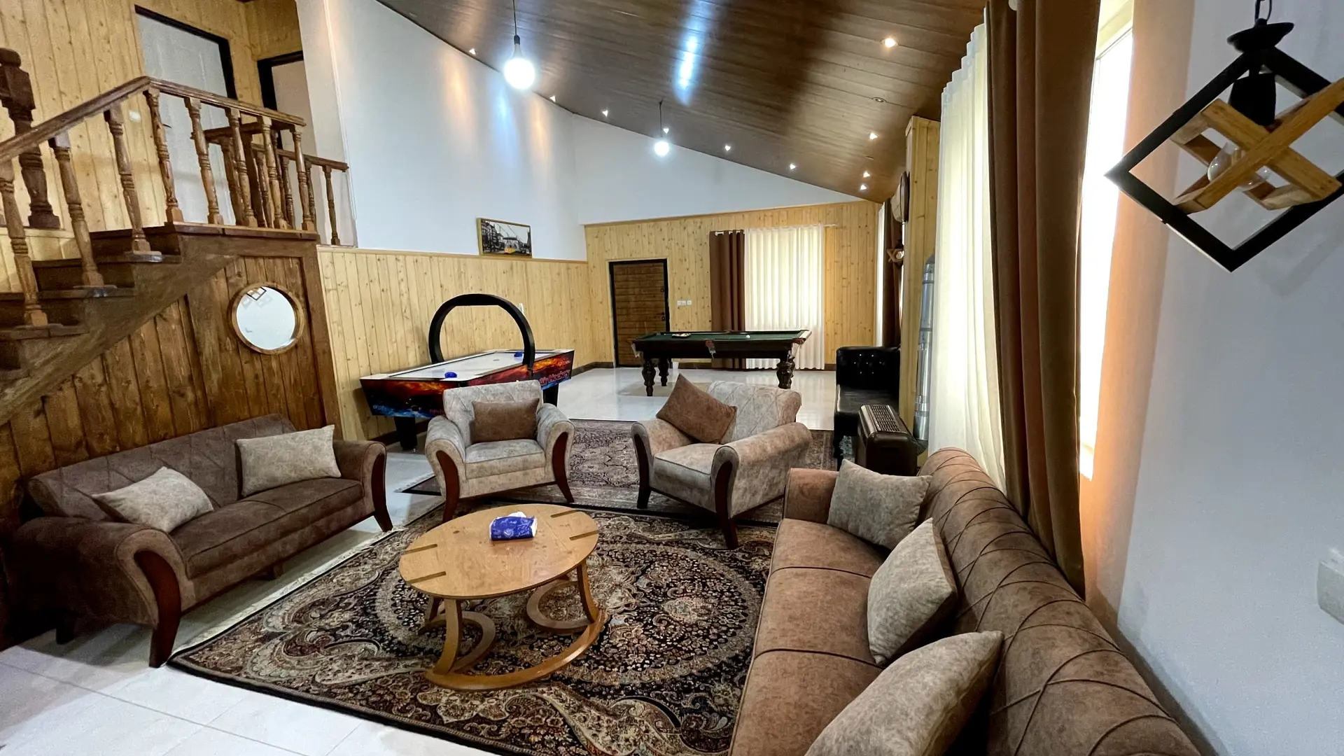 دوخواب استخرسرپوشیده جنگلی مِتکا