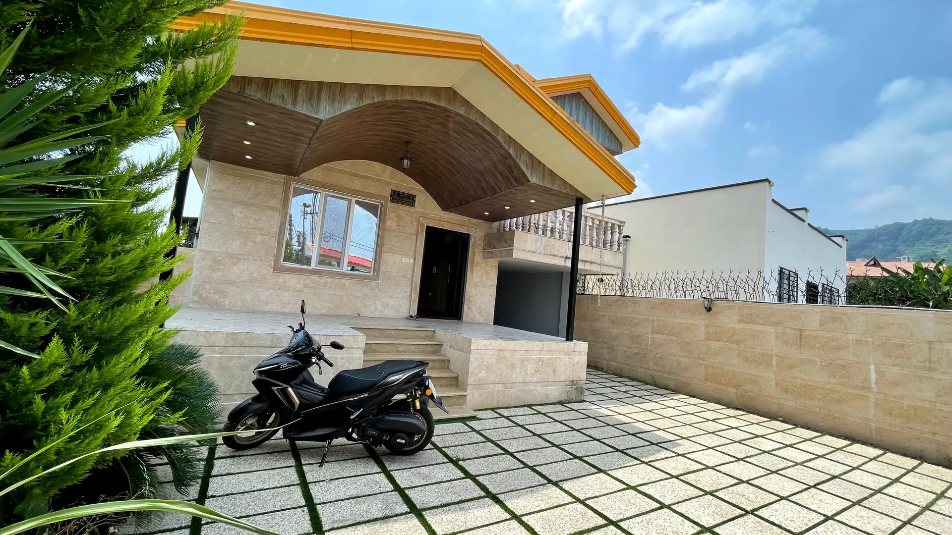 دوخواب استخرسرپوشیده جنگلی مِتکا