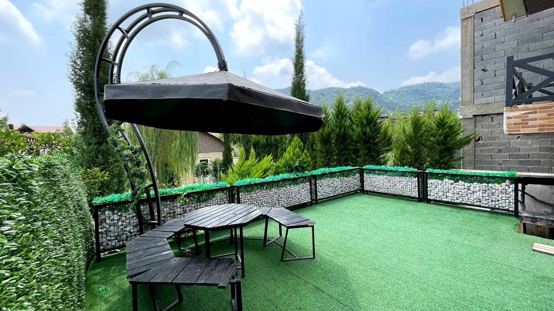 دوخواب استخرسرپوشیده جنگلی مِتکا