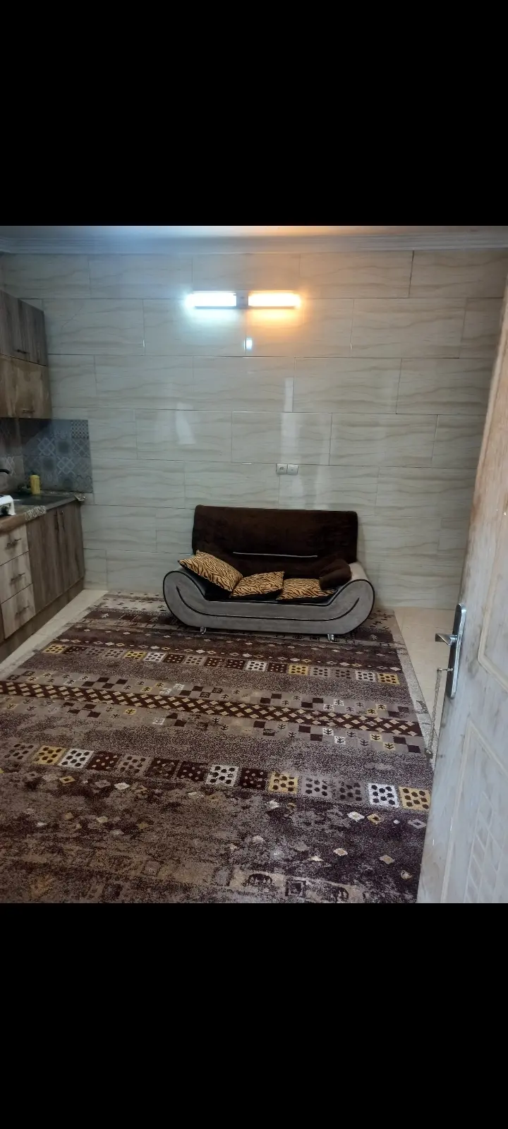 سوئیت نقلی در آبگرم رینه  لاریجان