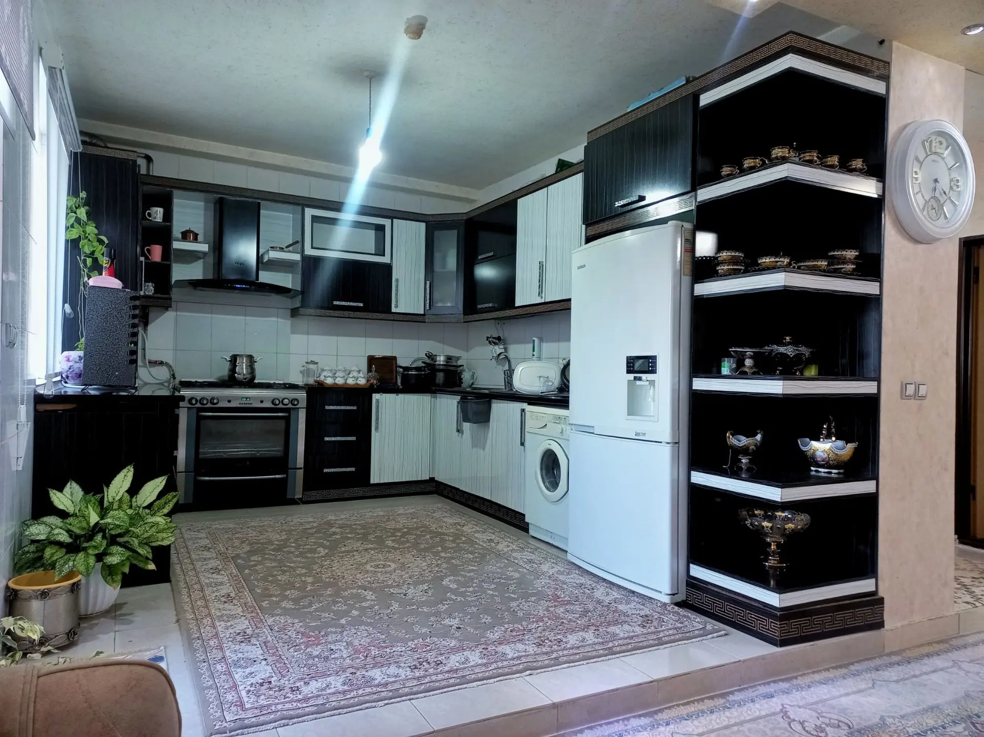 آپارتمان نوساز ولوکس در اردبیل