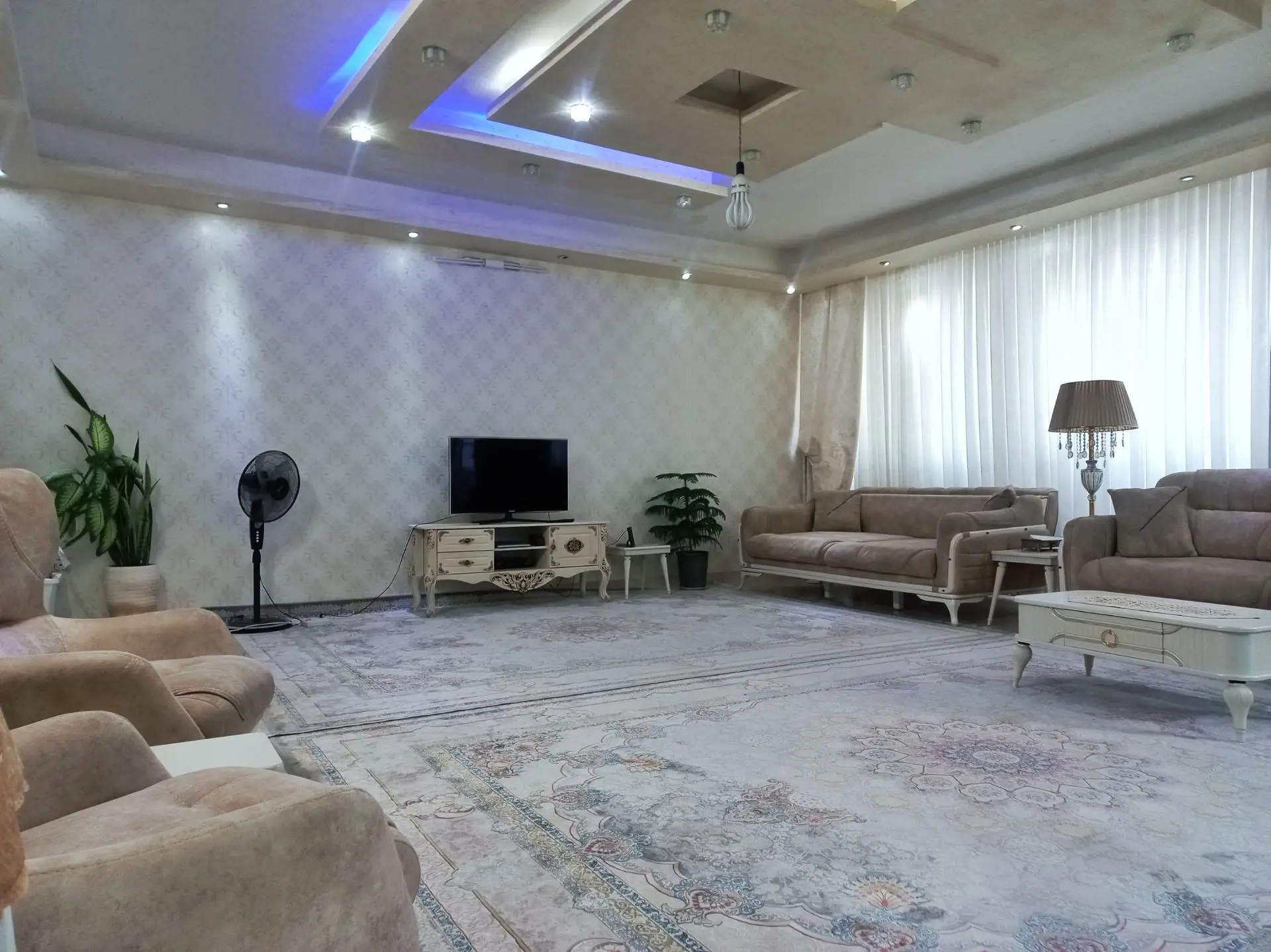 آپارتمان نوساز ولوکس در اردبیل