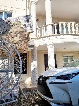  دو خوابه همکف نوساز وتمیز در کلاردشت