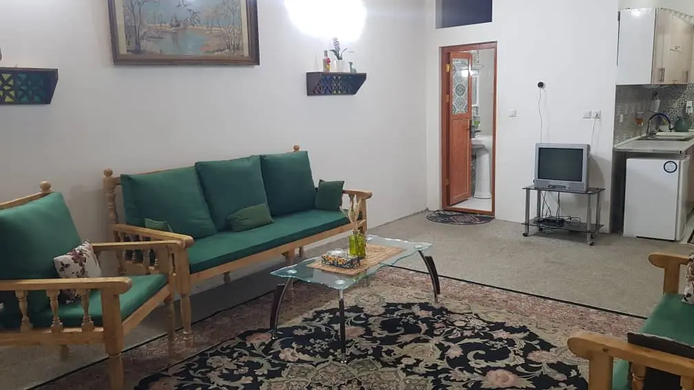 اقامتگاه سنتی شهربانو ؛ واحد اقاقیا