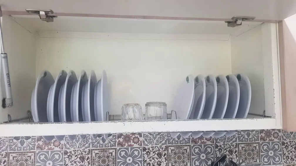 اقامتگاه سنتی شهربانو ؛ واحد اقاقیا