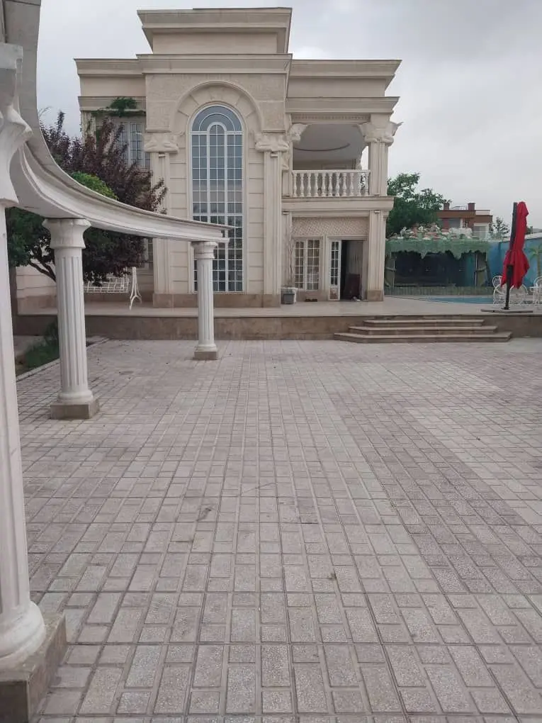 ویلا عمارت سه خوابه با استخر آبگرم