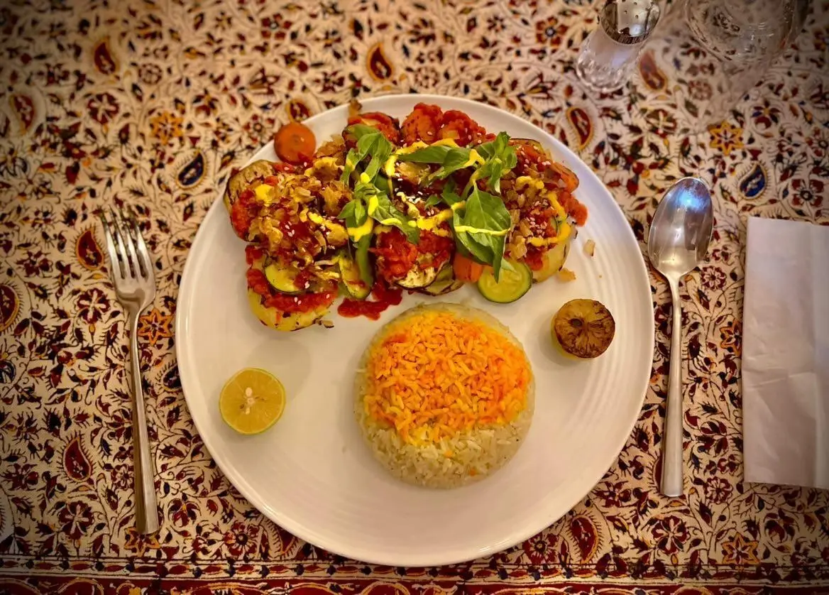اجاره اقامتگاه بوم گردی دیاوا در نطنز