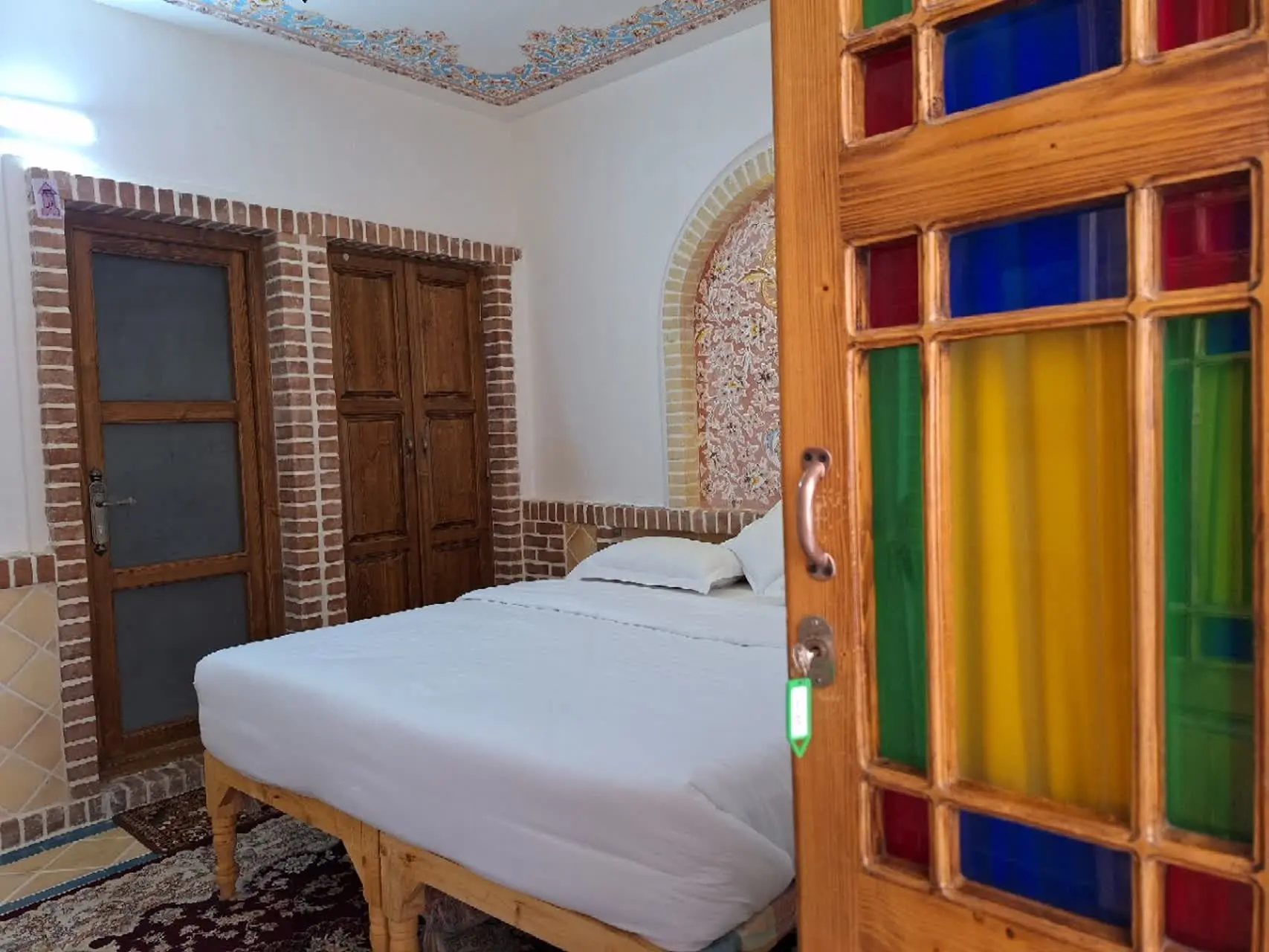 اجاره اقامتگاه بوم گردی دیاوا در نطنز