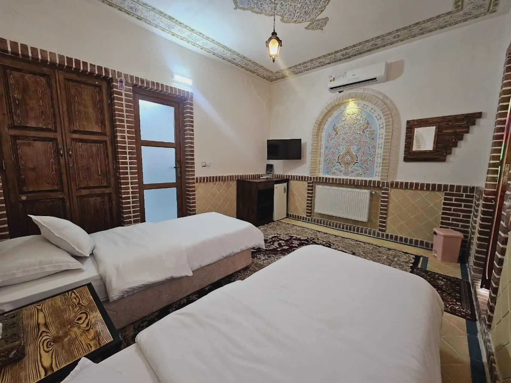 اجاره اقامتگاه بوم گردی دیاوا در نطنز