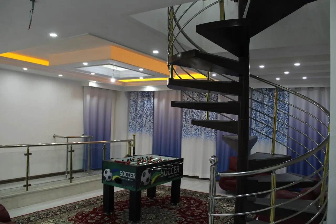 باغ سفیر استخر سرباز آب گرم فردیس خوشنام کرج