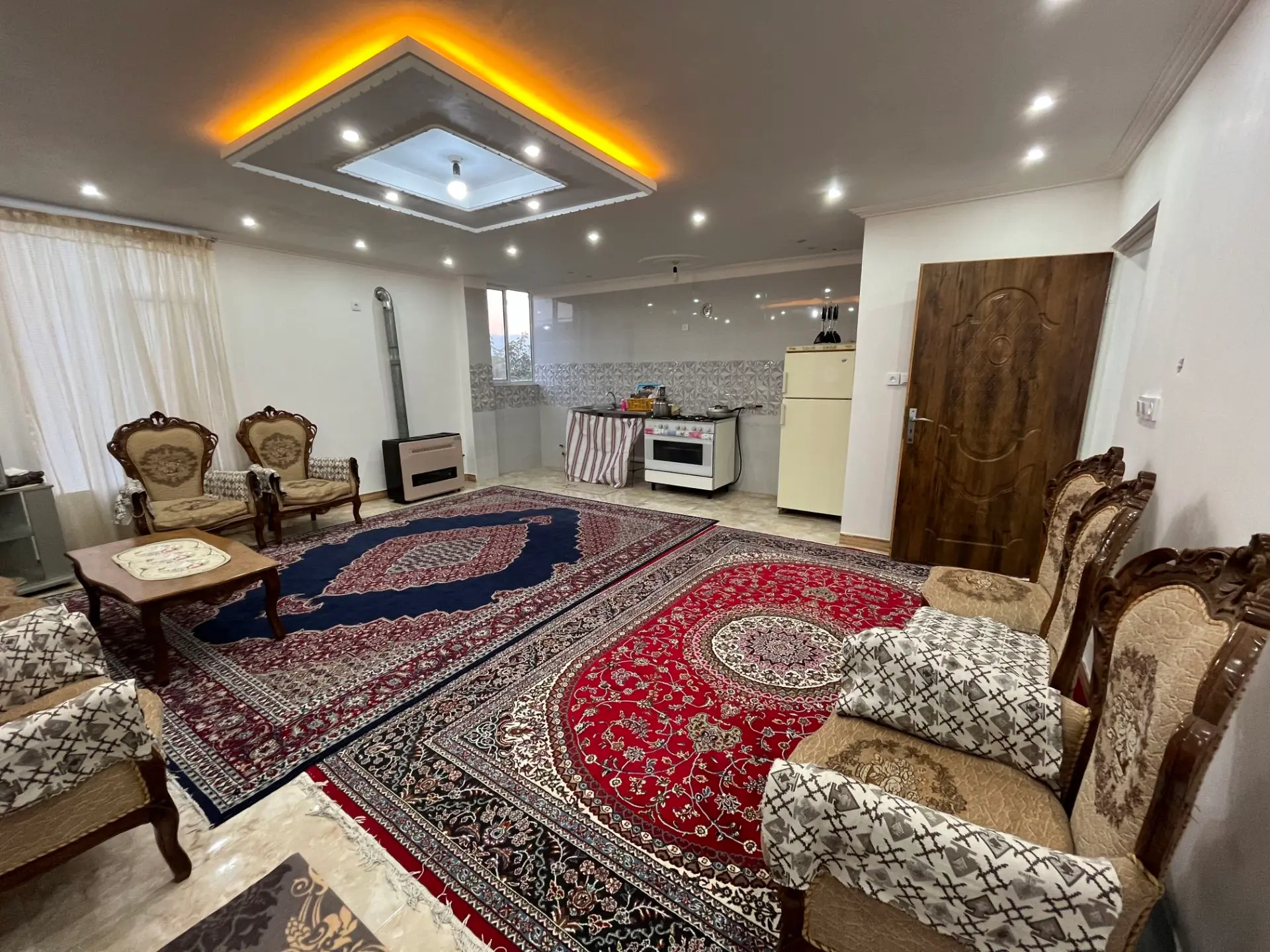 ویلای آرام و زیبا با دسترسی عالی