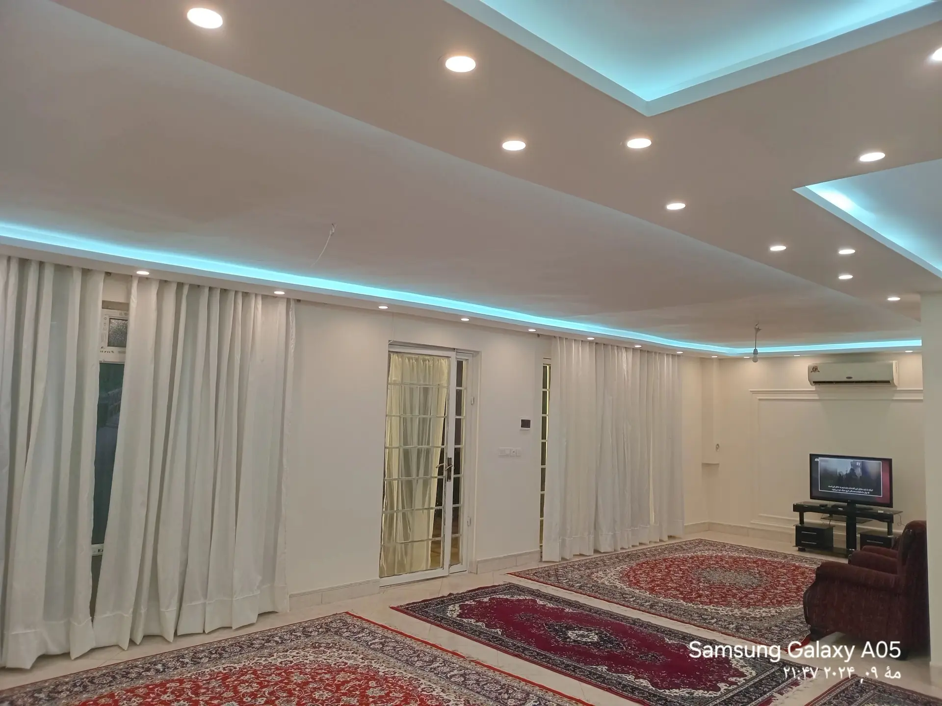 ویلا استخردار شیک شاهنامه