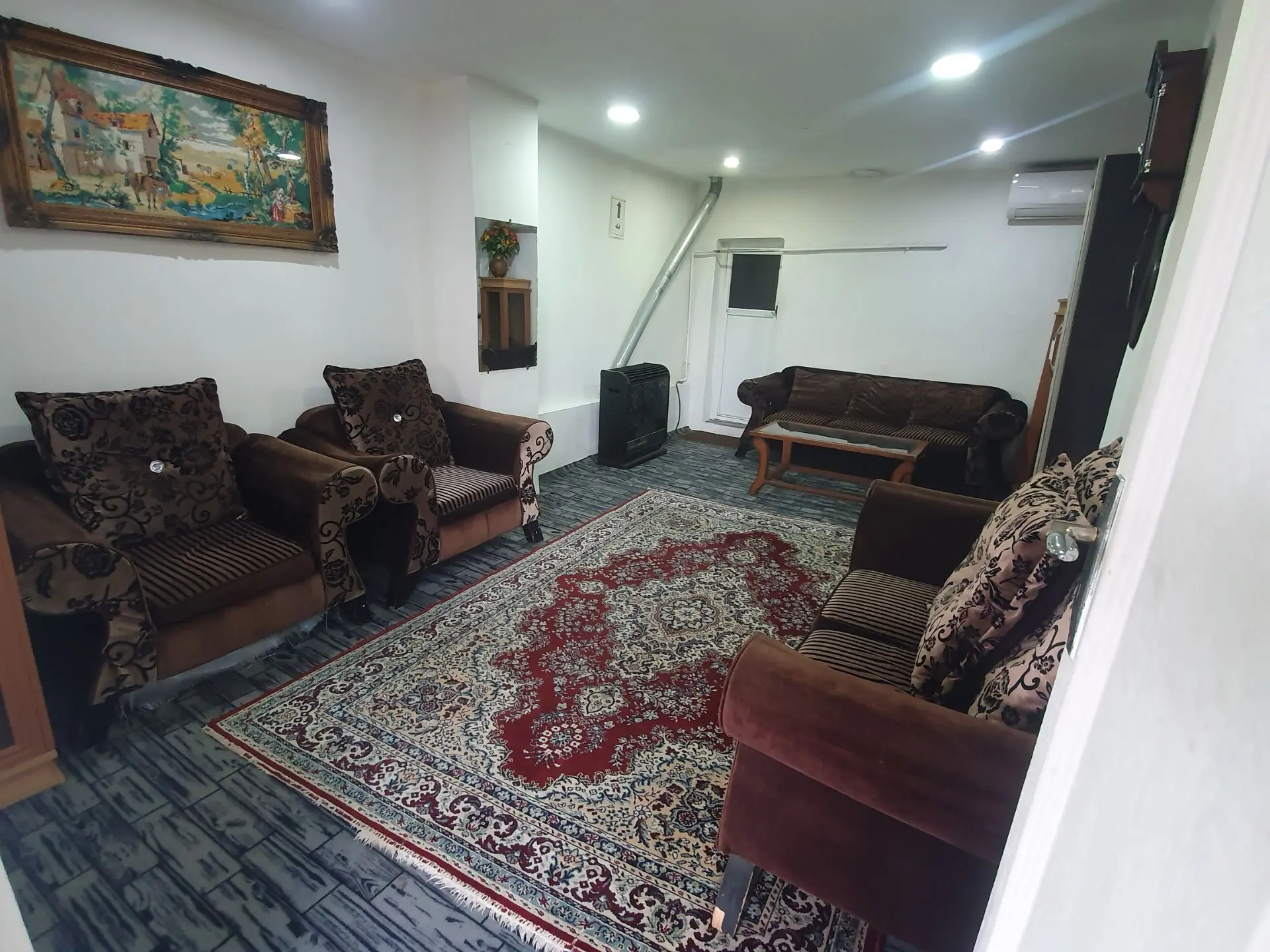 مجتمع اقامتی و باغ بهبهانی _ اقاقیا