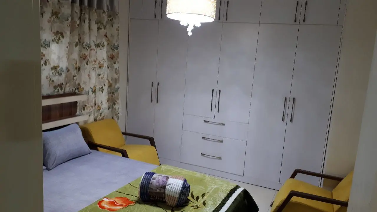 آپارتمان مبله شیک پرند