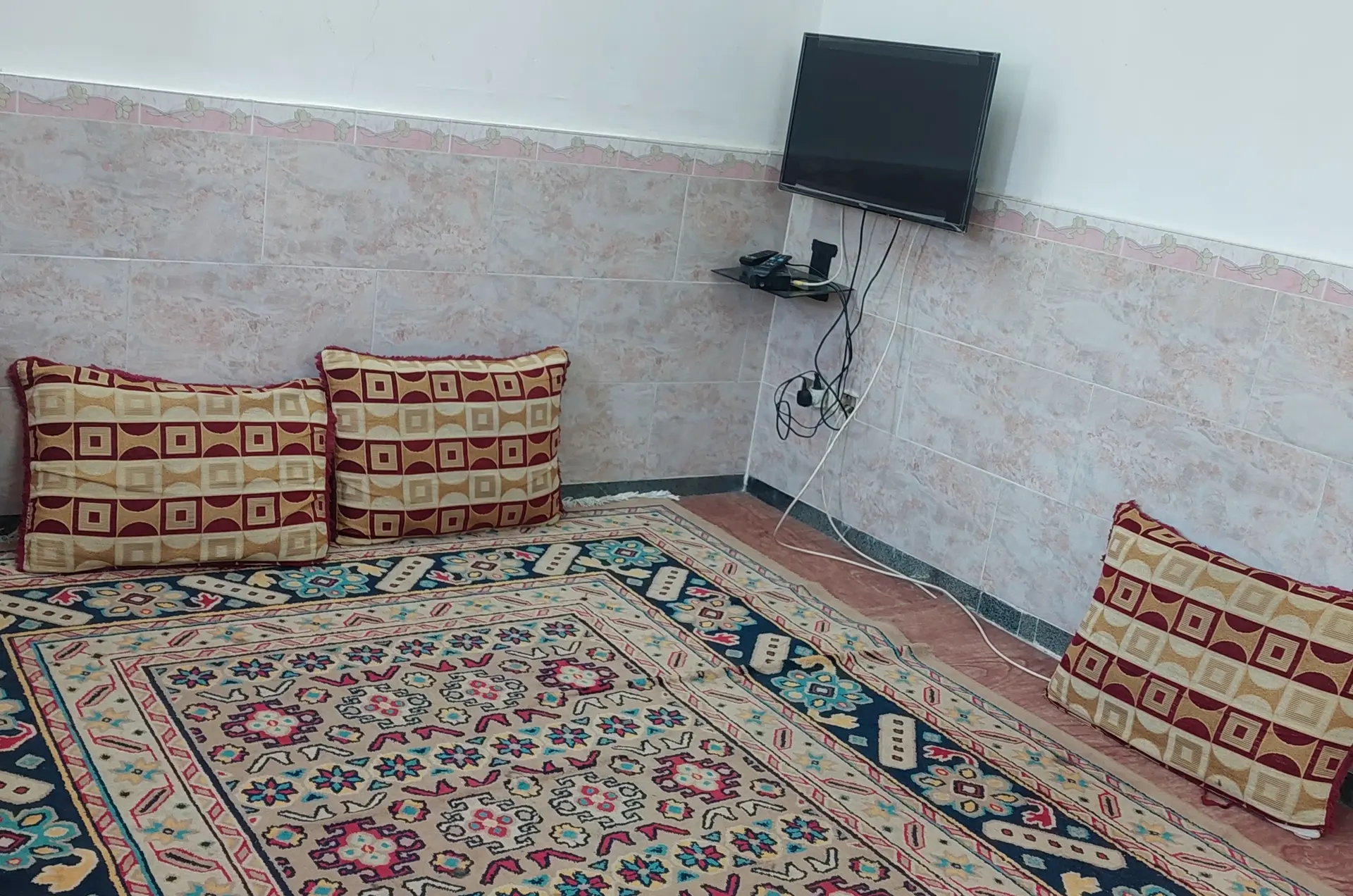 سوئیت در جزیره قشم