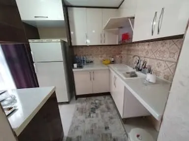 سوئیت تکخوابه زنبق دو در گرمدره