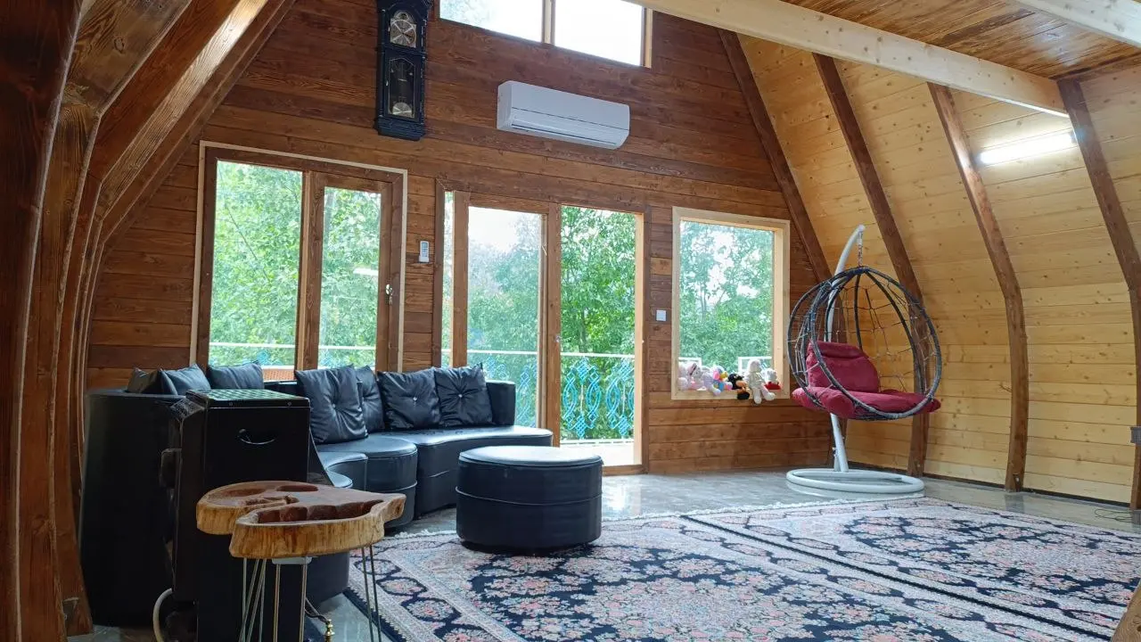 کلبه چوبی سوئیسی خان عمو