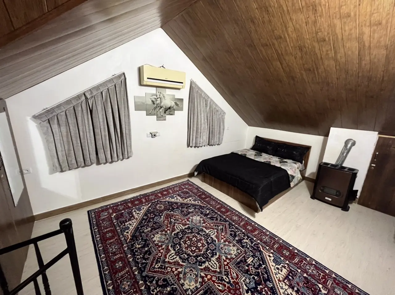 ویلای دوبلکس دربستی جنگلی روجا
