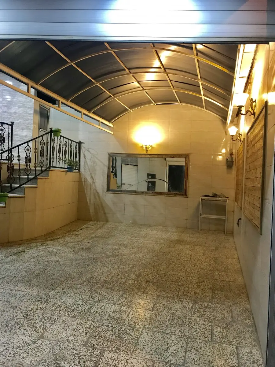 ویلای دربست فریدون کنار دو خواب 