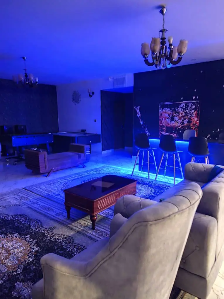 نیوسنس گاردن استخر دار آبگرم