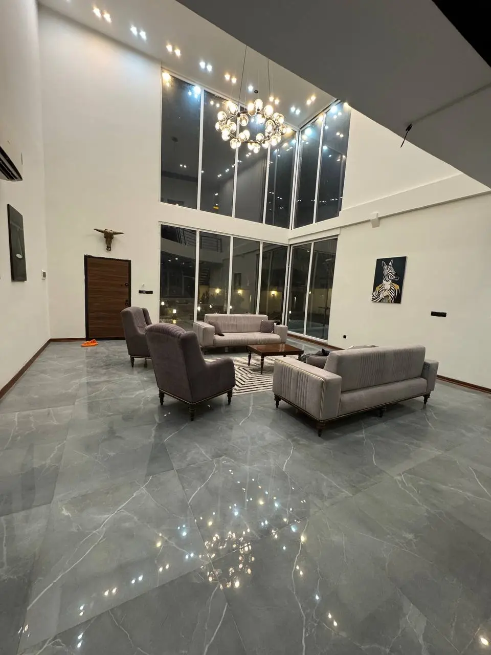 ویلا دوبلکس عمارت هستی