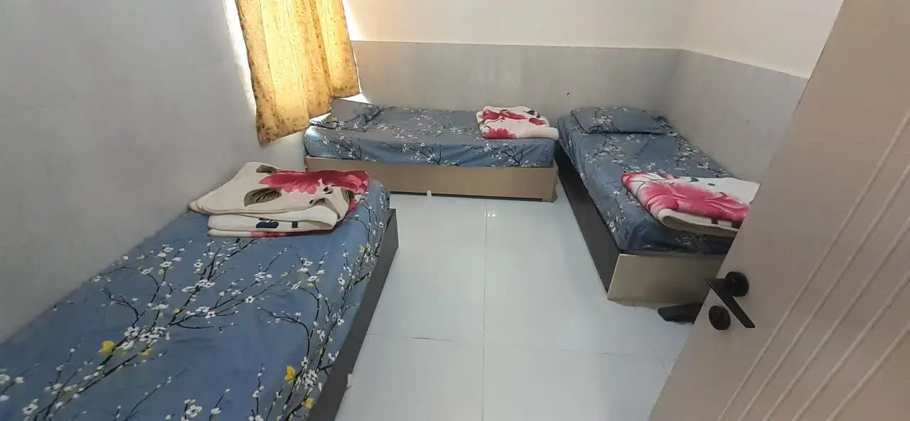 واحد دوخوابه در مرکز شهر قشم 