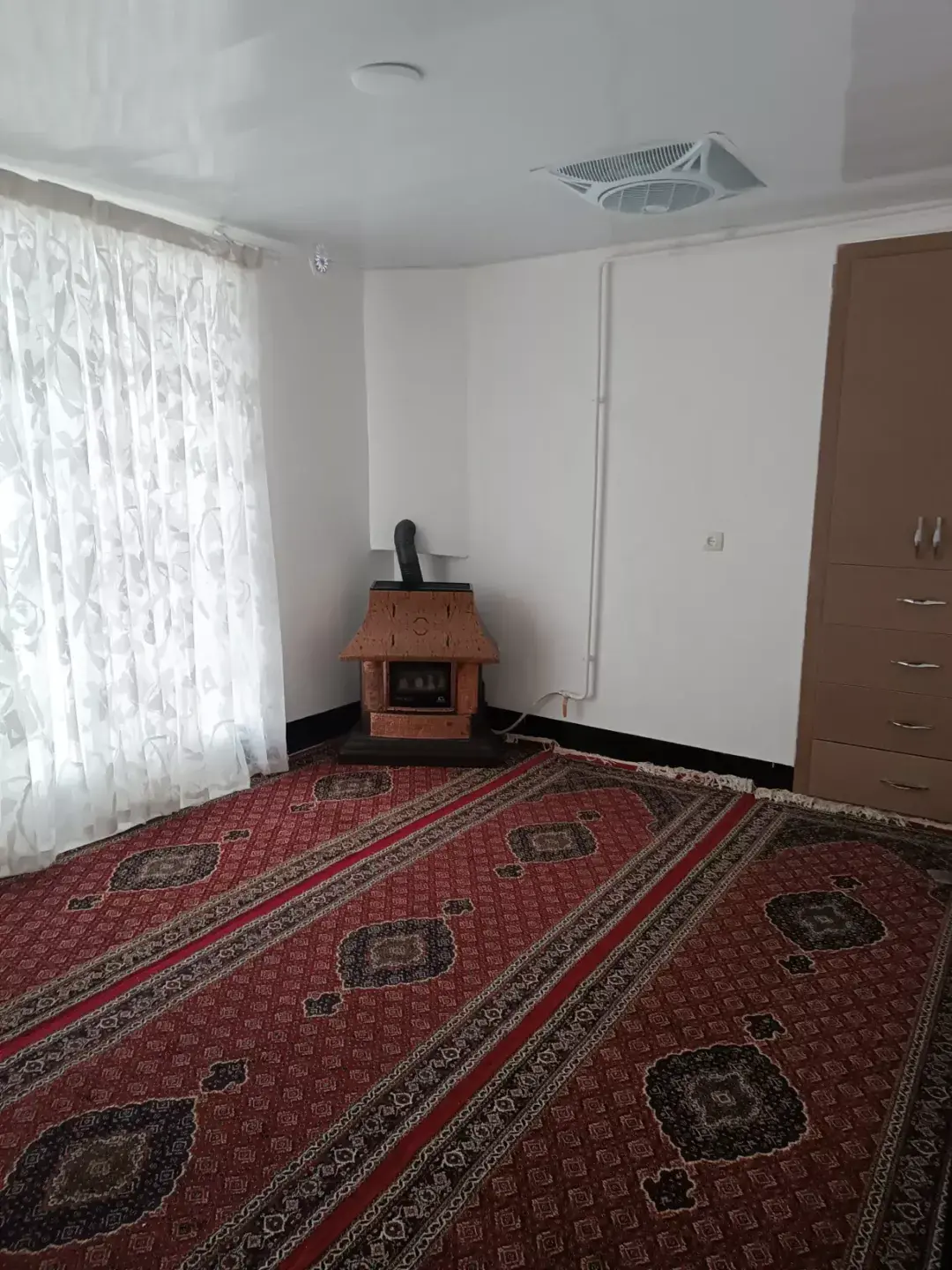 سوییت تک خوابه ای اورامان تخت با چشم اندازی زیبا