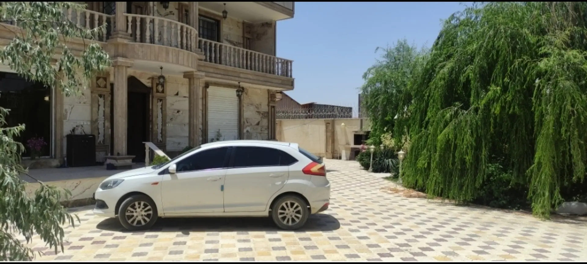 ویلا دوبلکس مدرن کردان
