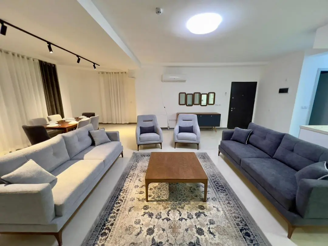 آپارتمان سه خوابه شیک در چمران