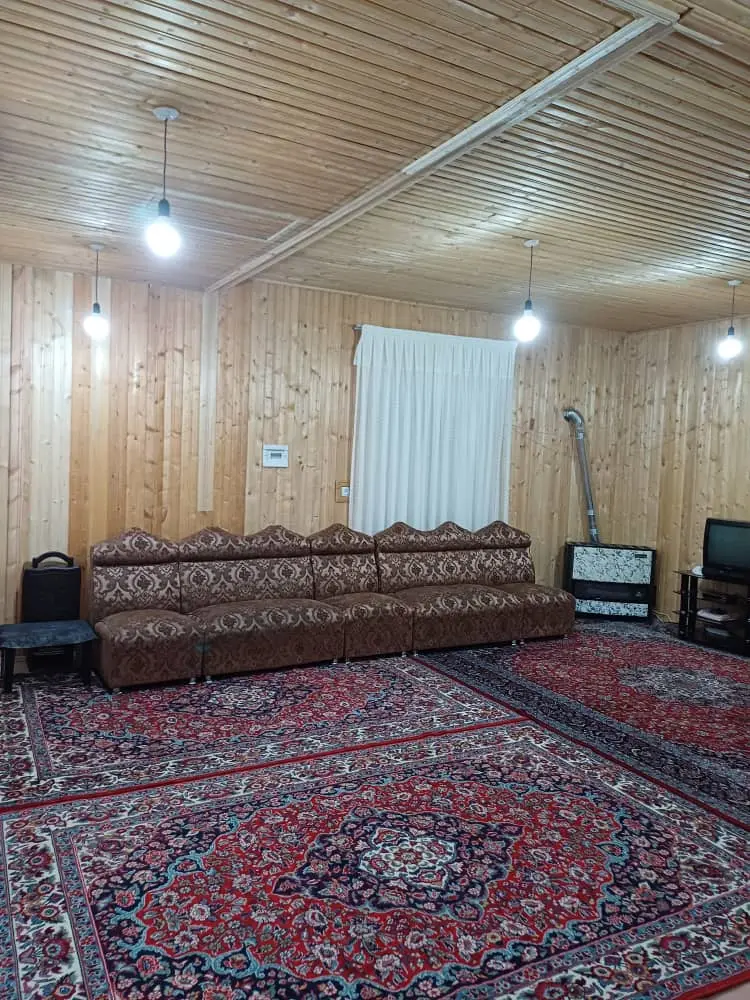 کلبه چوبی جنگلی دامون