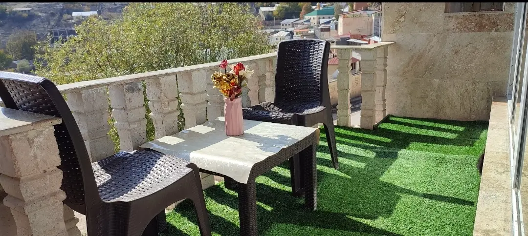 دوخوابه با حوضچه آبگرم گوگردی لاریجان