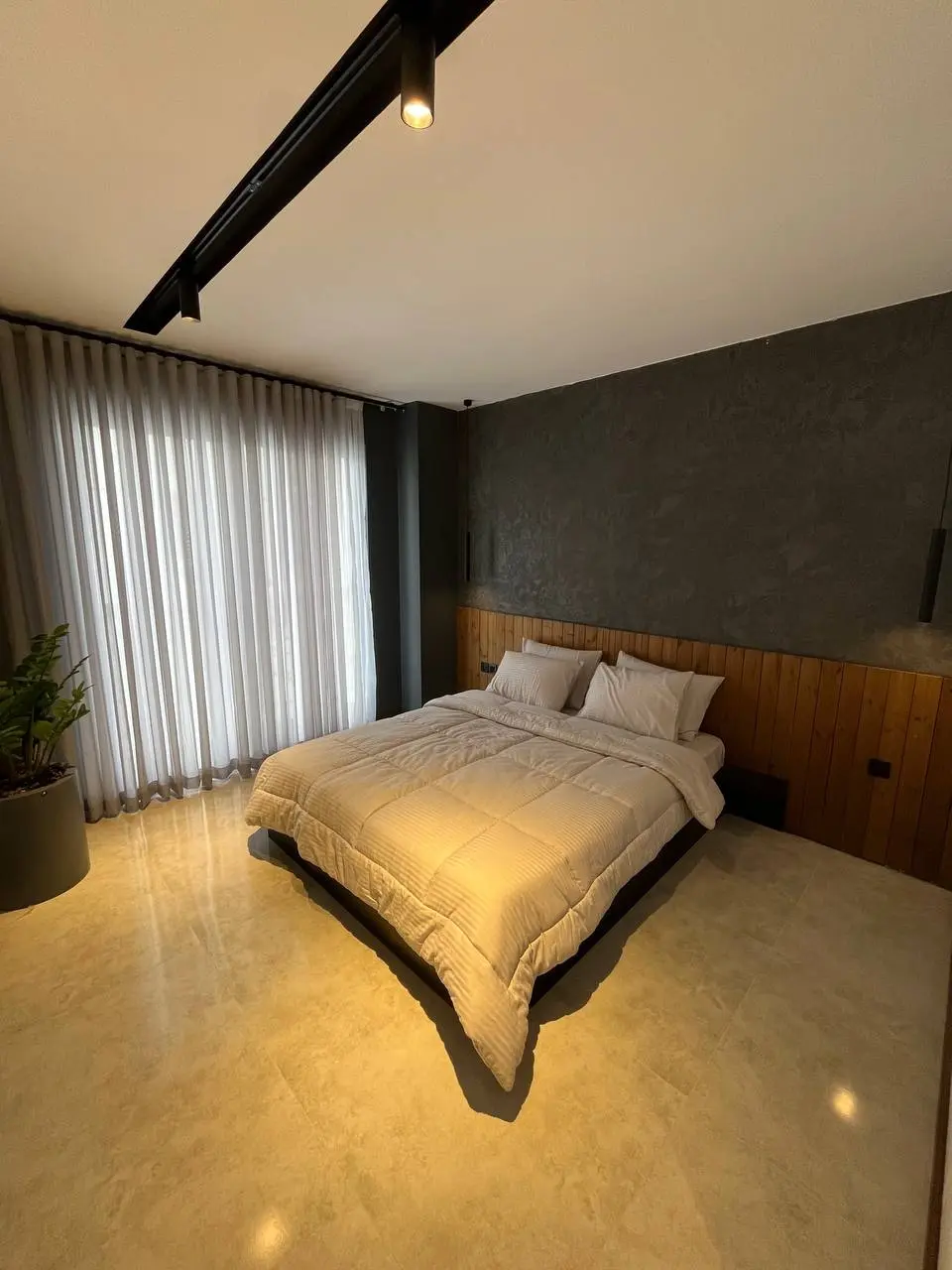 عمارت لوکس و لاکچری عمارت گلستان
