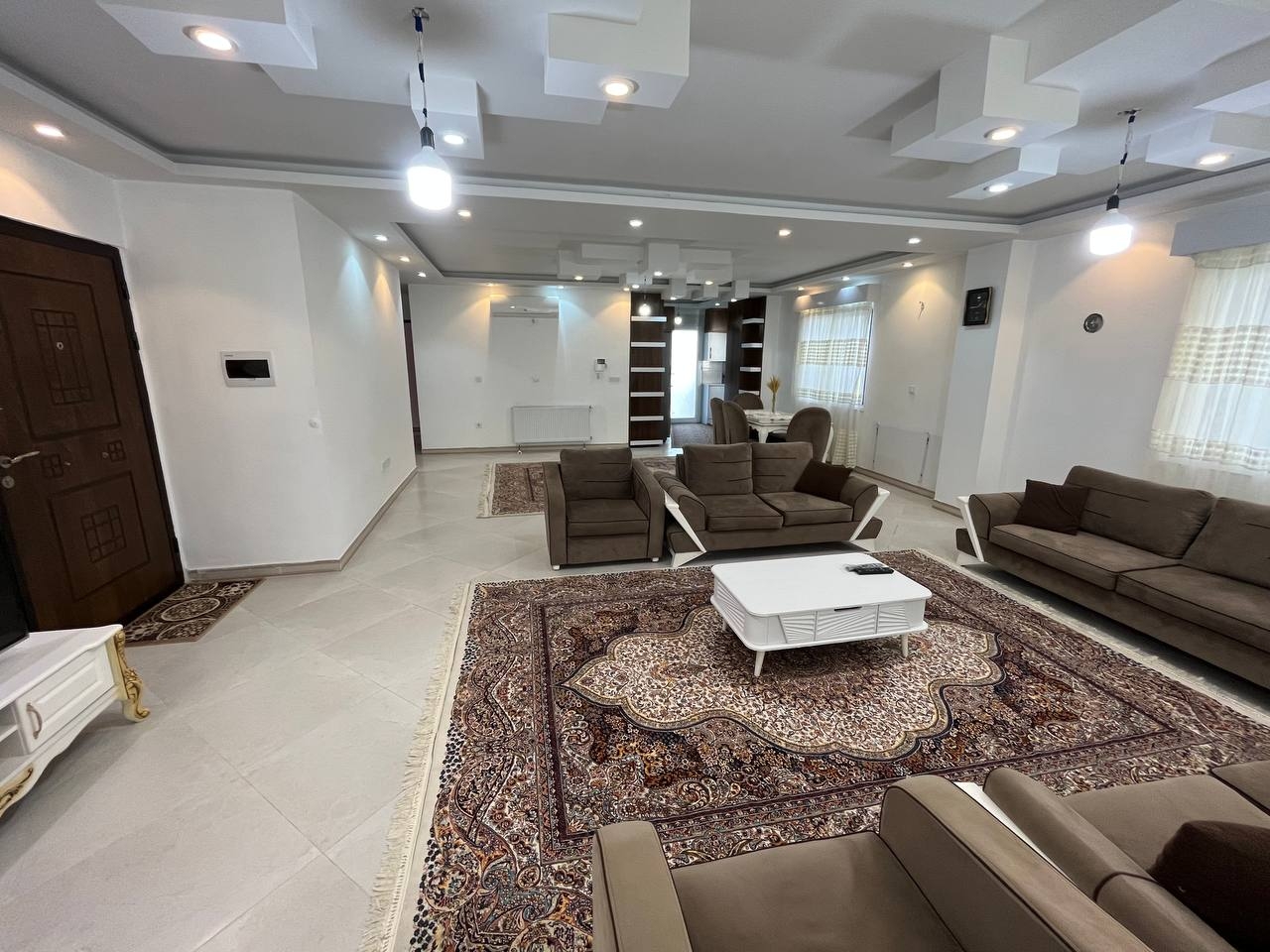 سه خوابه شیک