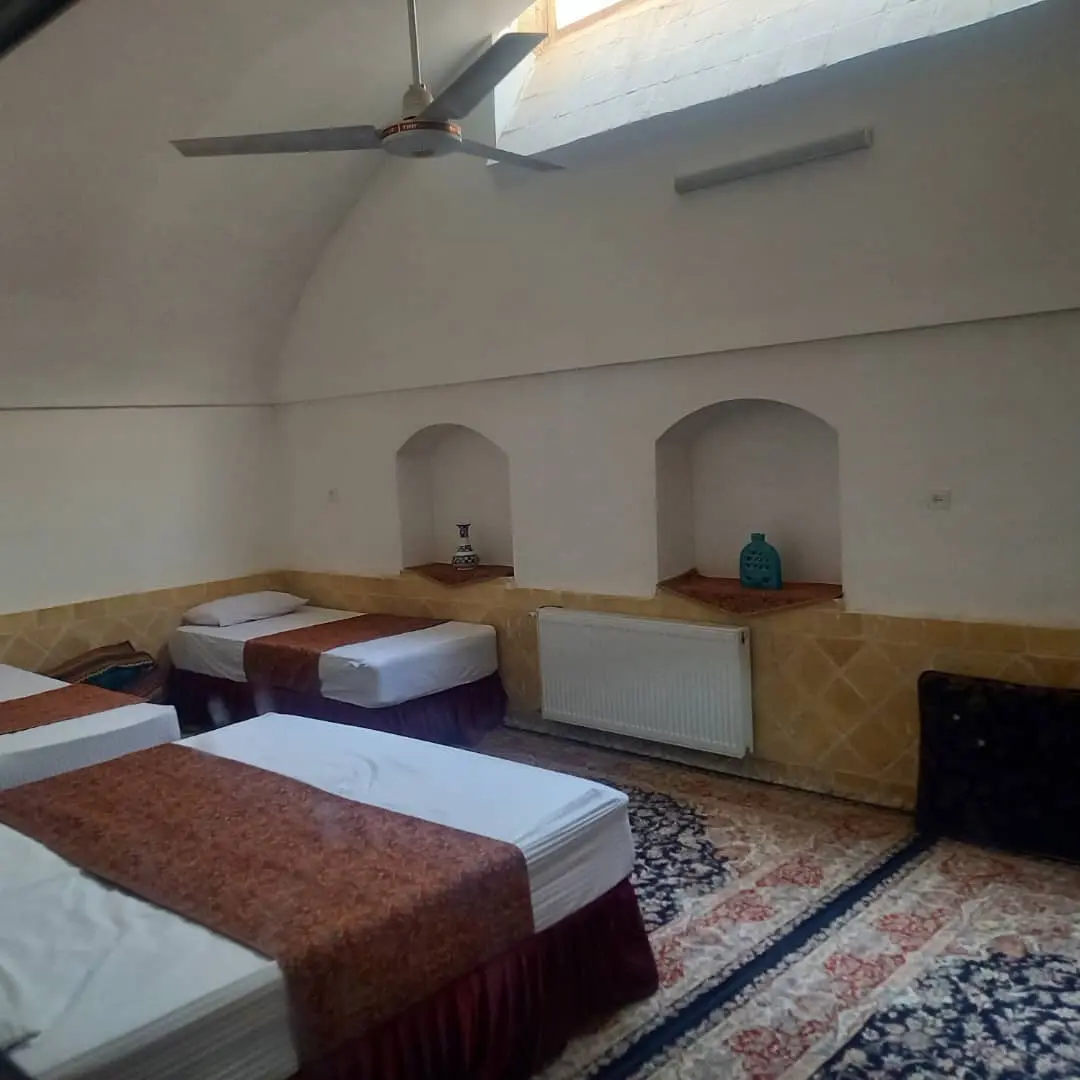 اقامتگاه بومگردی میدون شاه