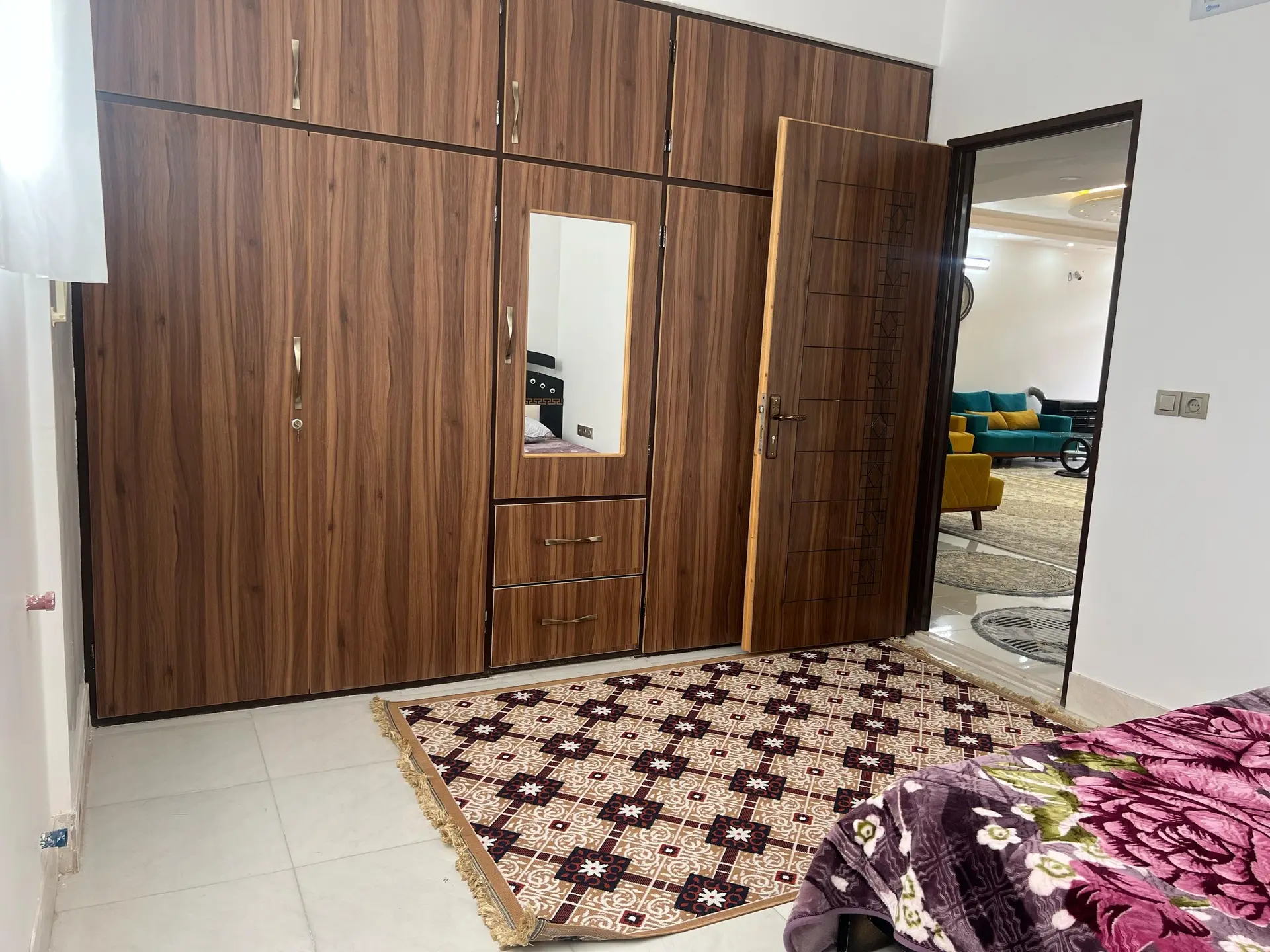 آپارتمان دو خوابه جنوبی