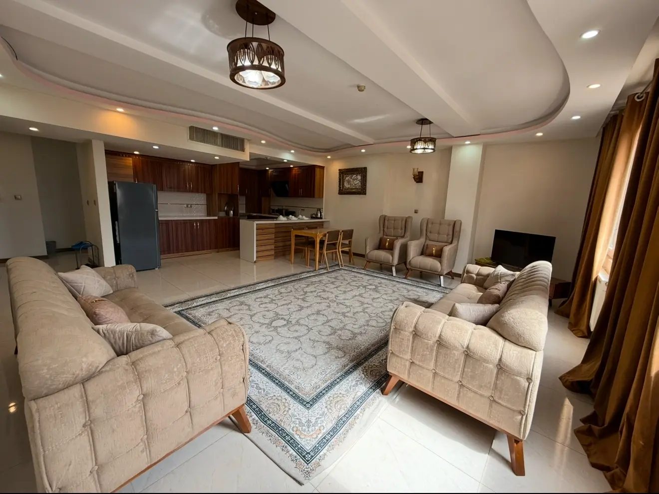 هتل آپارتمان عمارت بهار نارنج