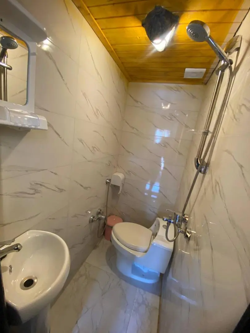 کلبه چوبی جکوزی دار یاس