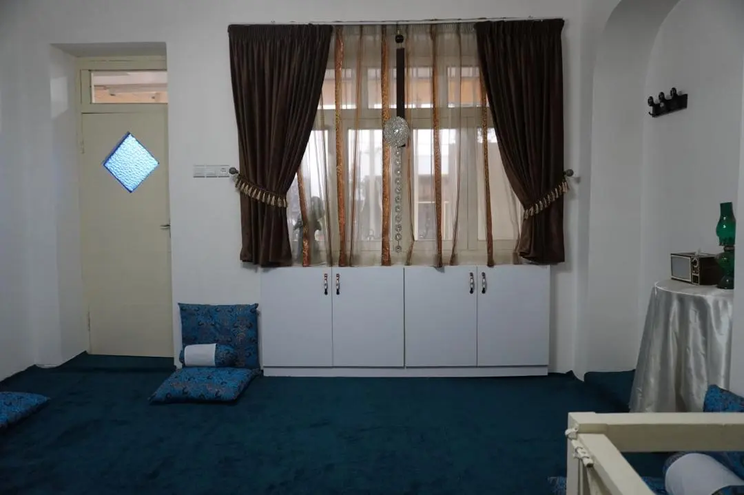 تک خوابه خانه سنتی بهار نارنج