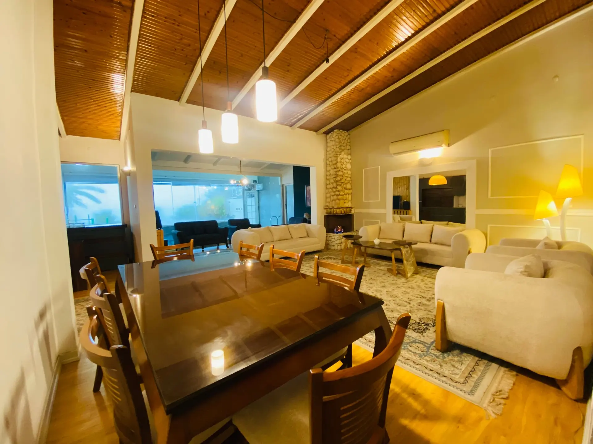 عمارت فانوس استخر جکوزی ساحل اختصاصی