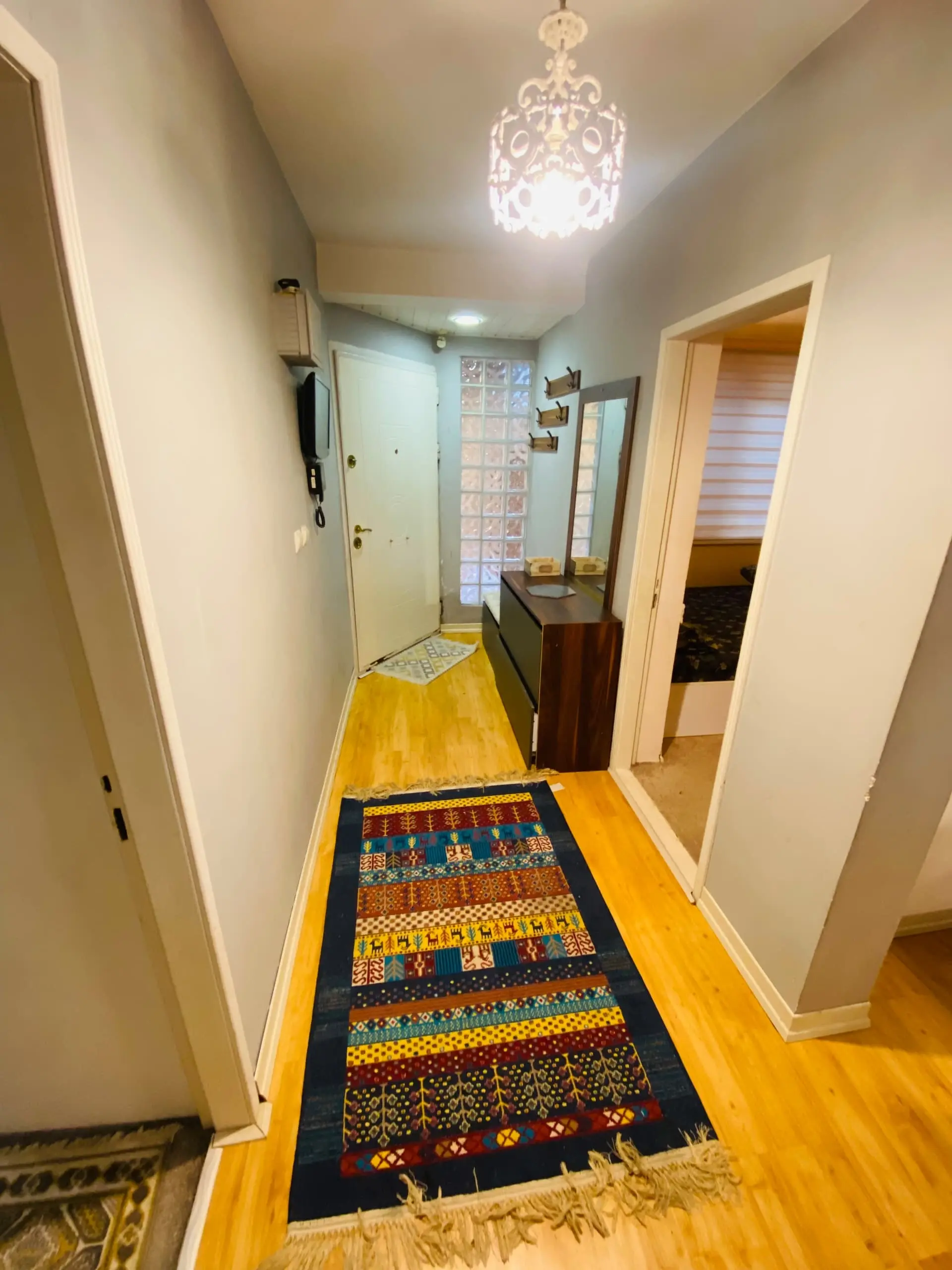 عمارت فانوس استخر جکوزی ساحل اختصاصی