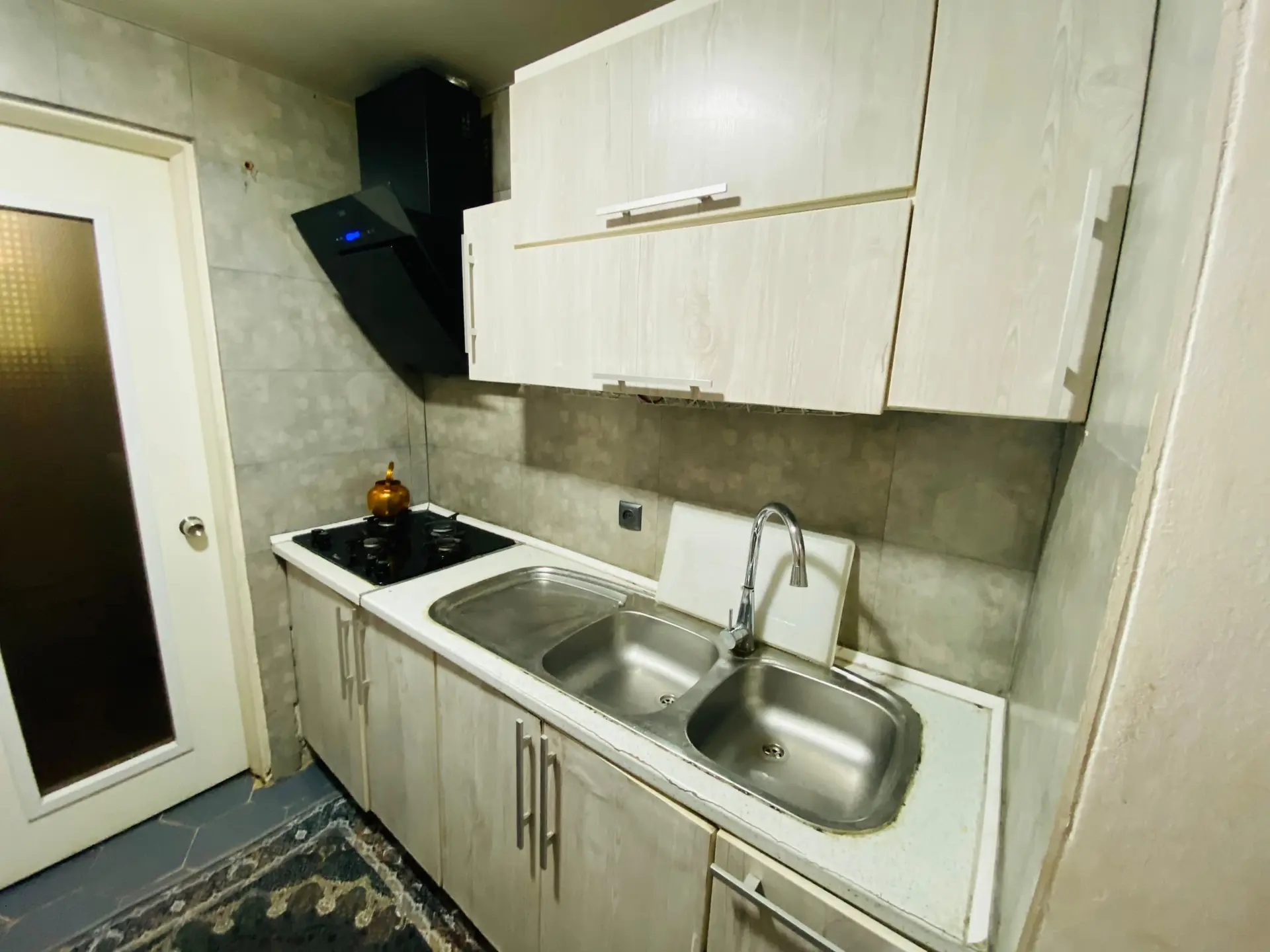 عمارت فانوس استخر جکوزی ساحل اختصاصی