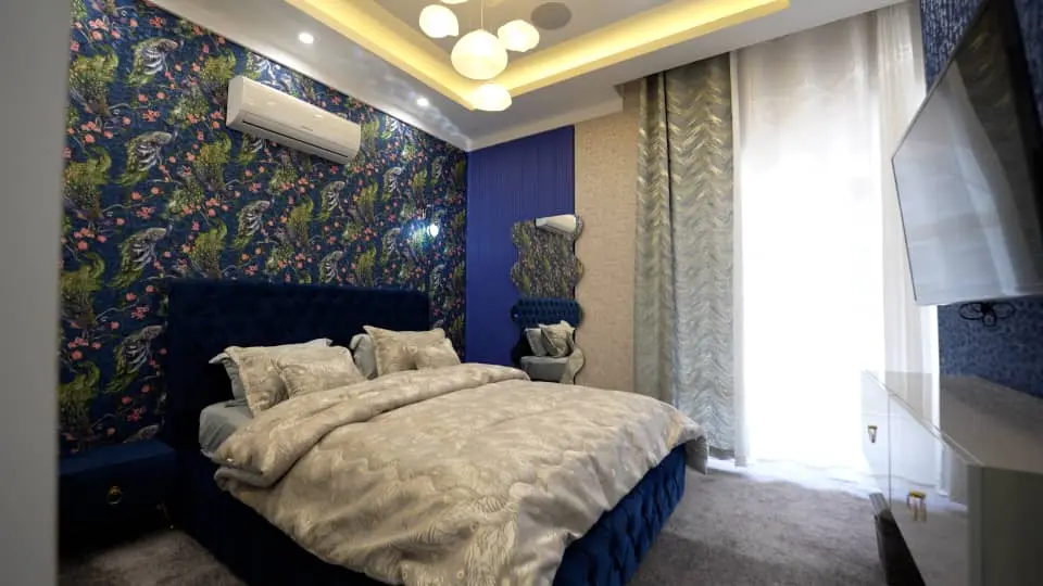 عمارت فوق لوکس با استخر چهار فصل