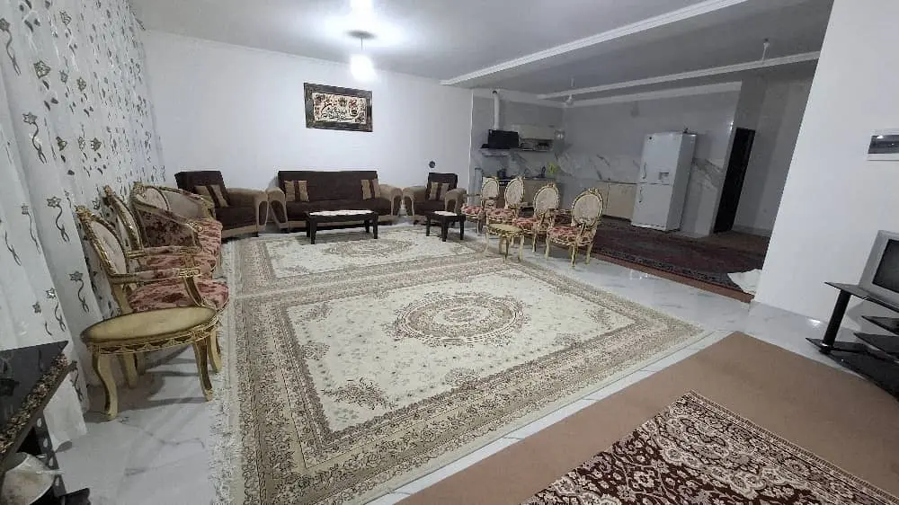 اجاره سوئیت در جلفا دوخوابه با پارکینگ 