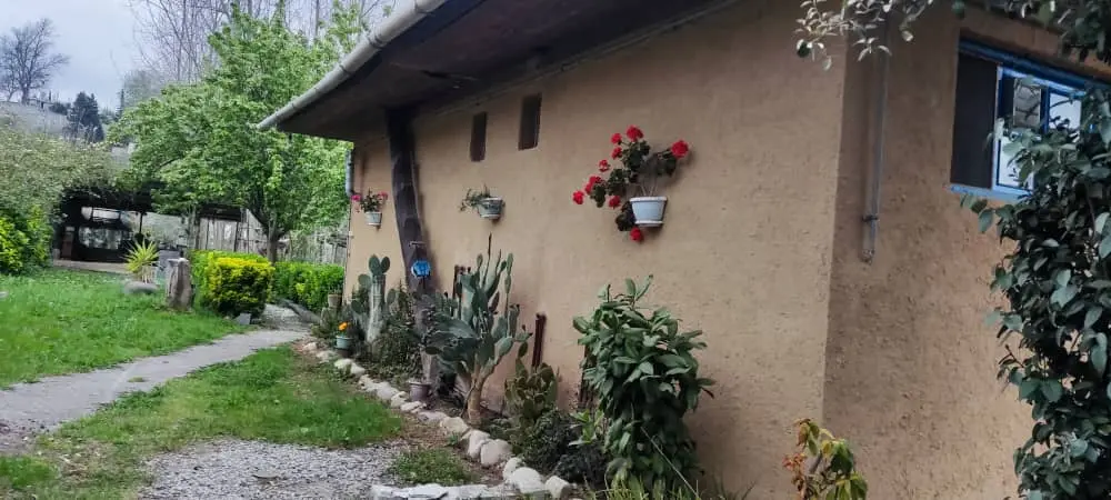 اجاره اقامتگاه بوم گردی سرای رستم در شیرگاه