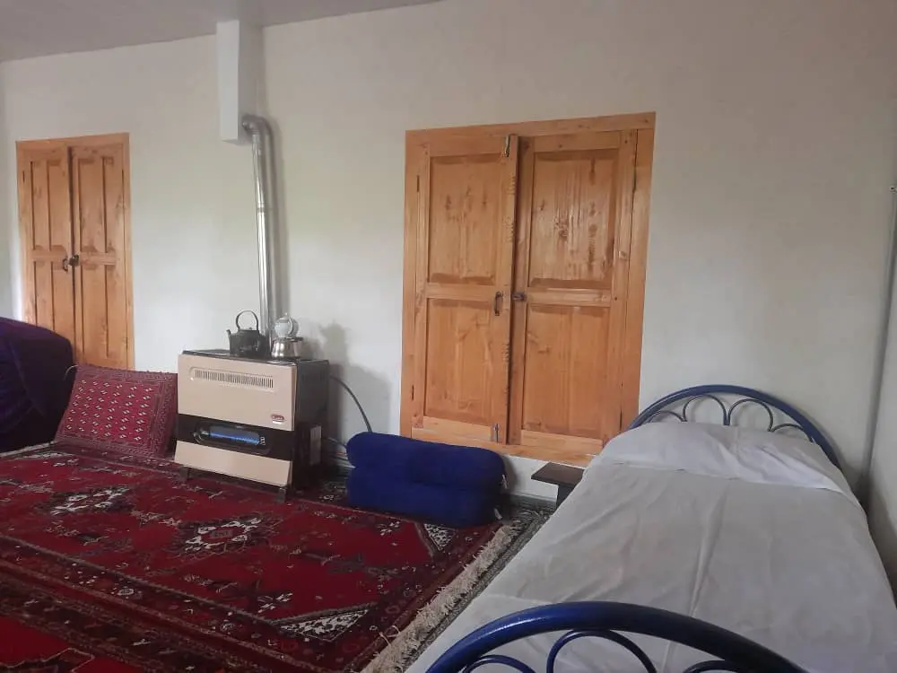 خانه باغ سر سبز در طالقان