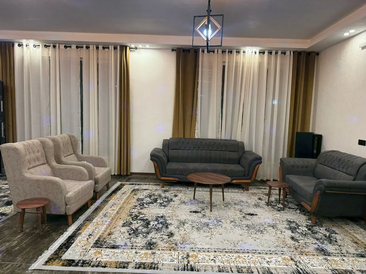 ویلای استخردار دو خوابه لاکچری