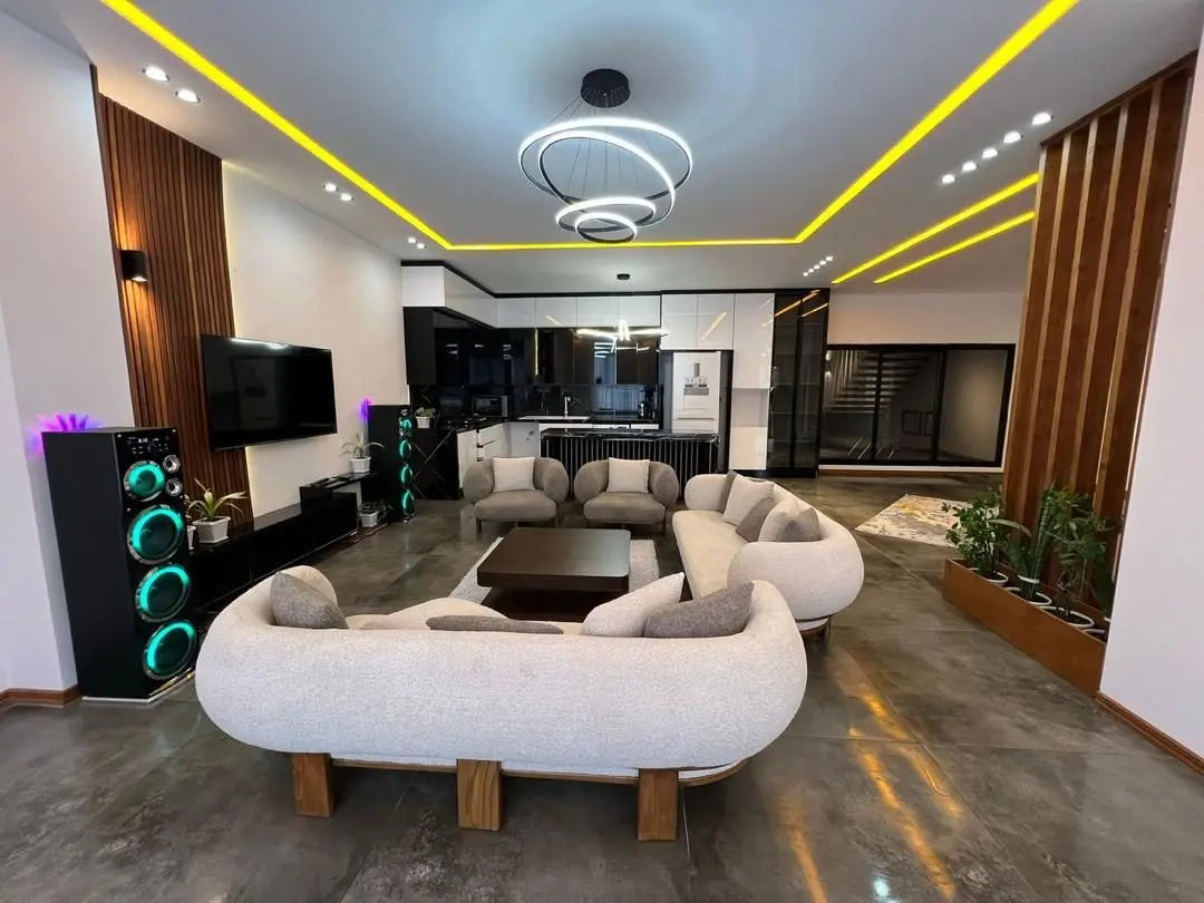 ویلایی مدرن استخر دار