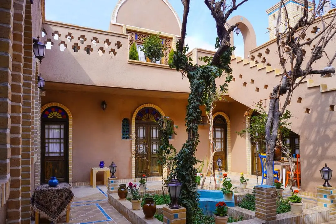 بومگردی شب نشین کویر دامغان